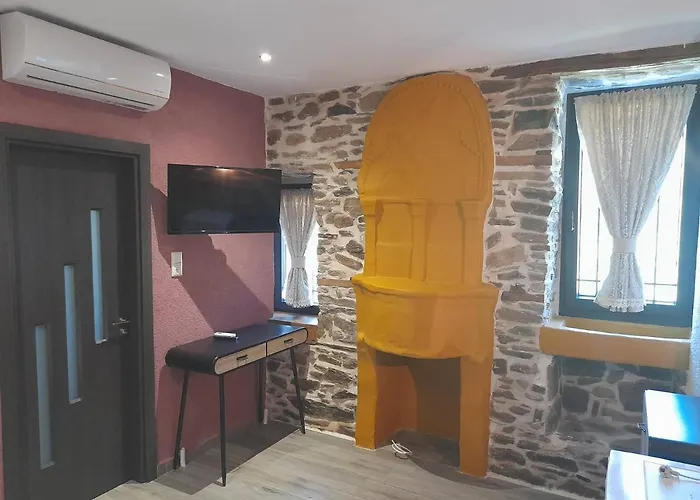 Theokleia_guest House